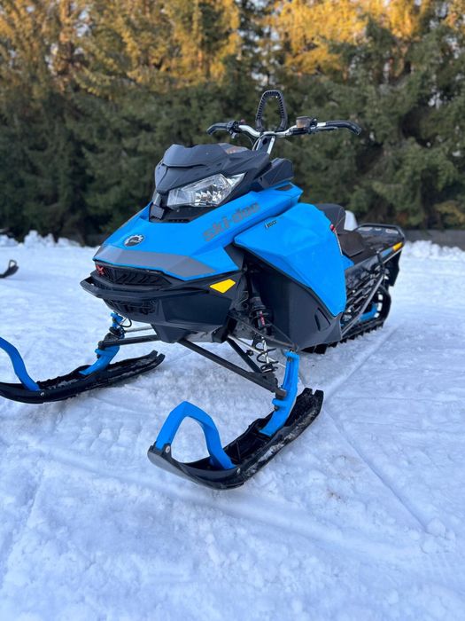 Snowmobil Ski-Doo 850 E-tec Summit X 2019