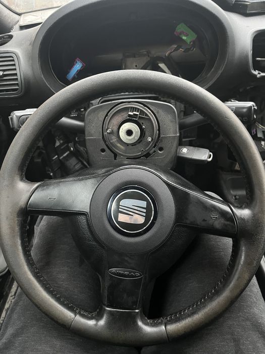 Части за сеат леон арл