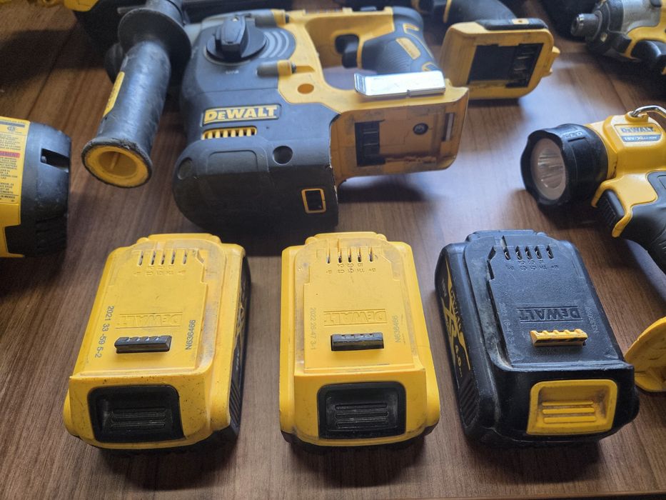 Set scule DEWALT