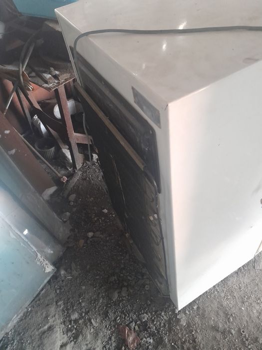 Холодильник бирюса