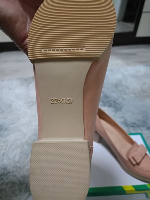 Туфли кожанный размер 35.36