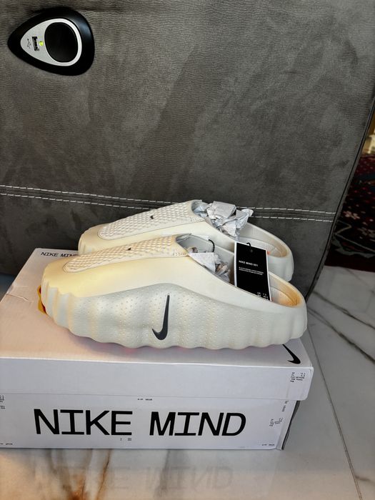 Slapi Nike Mind Albi 42