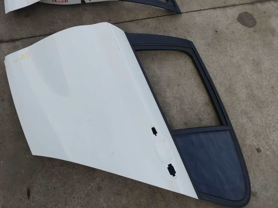 usa portiera stanga spate  bmw seria 1 f20  2013