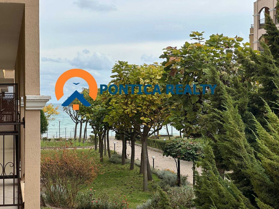 Двустаен на първа линия в Ахелой