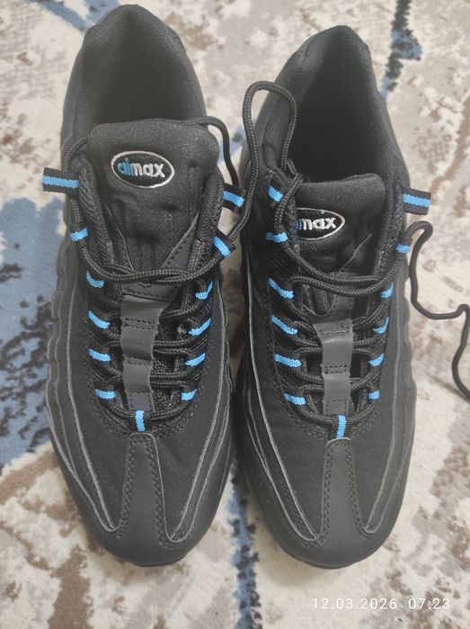 Кроссовки мужские 42 размер. Фирменные, Турция