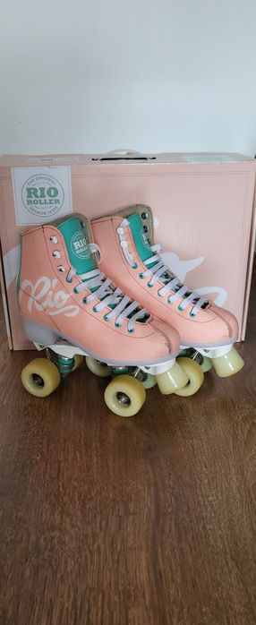 Vand patine originale Rio Roller ,mărimea 38
