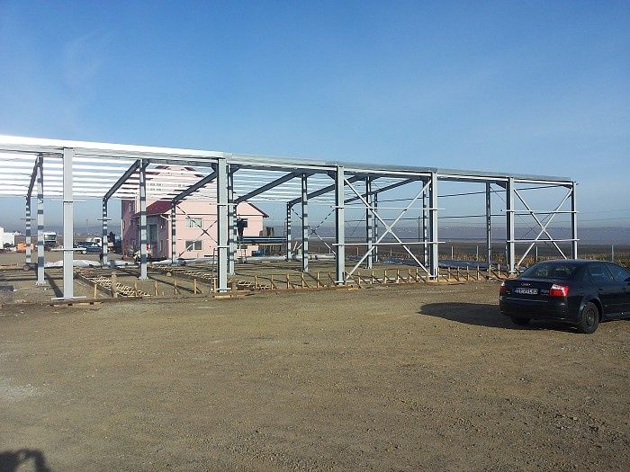 Vand structura metalica orce dimensiune