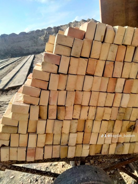 Кирпич жженный бадамский