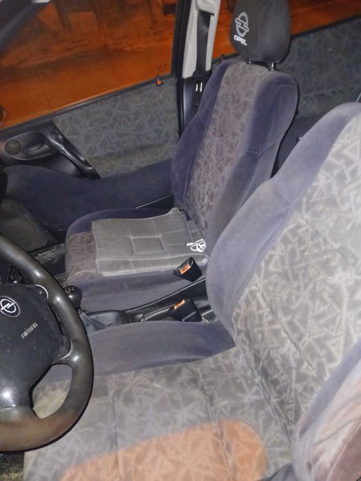 Опел вектра б 1997 година