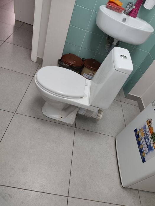 Продаются рабочие унитазы