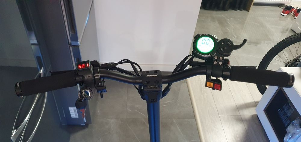 Trotineta Kaabo Mantis Pro