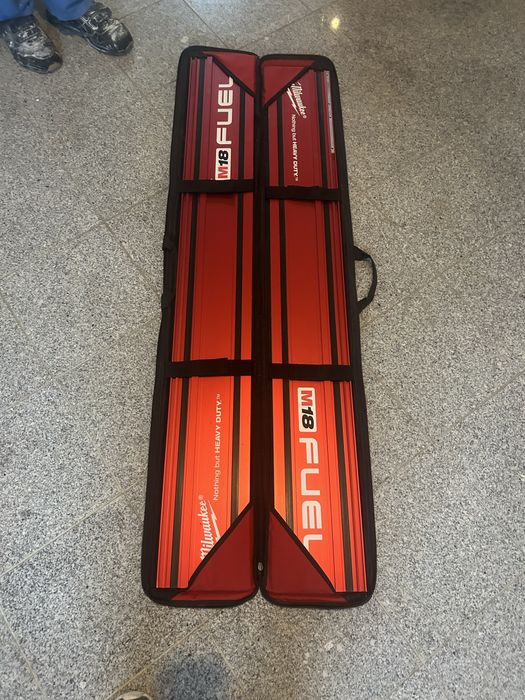 Set sina de ghidare 1400mm Milwaukee, geanta si bare incluse,