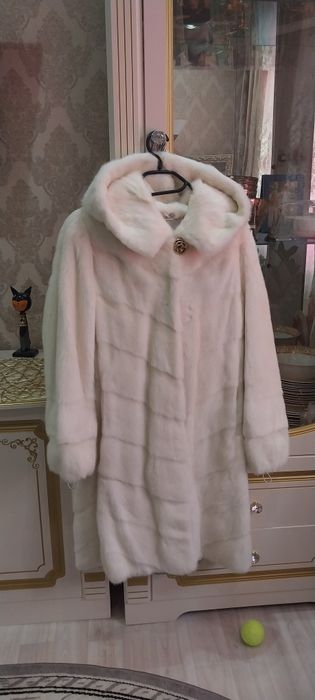 Продам норковую шубу