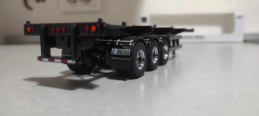 Метални модели мащаб 1:50