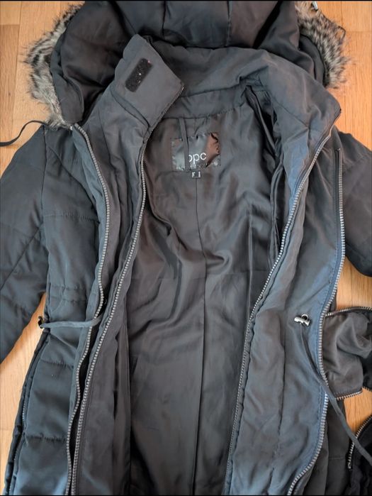 Geacă maternitate Bonprix cu aplicație bebe