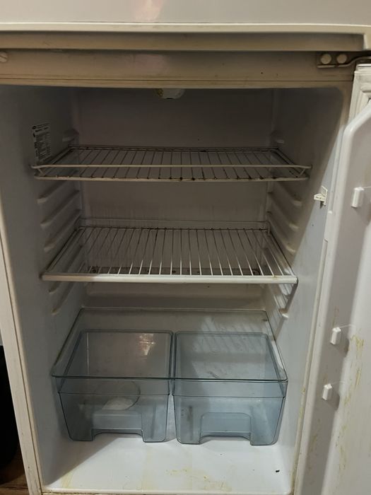 Холодильник бирюса