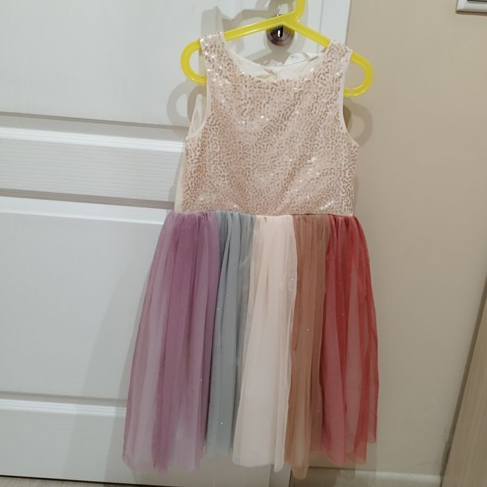 Рокля първи учебен ден contast, h&m 134-140