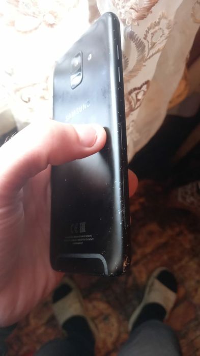 Обменяю Самсунг А 6