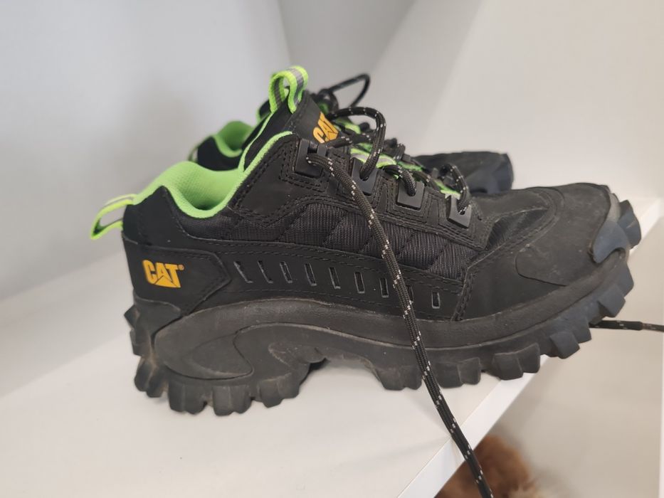 Încălțăminte de calitate profesională