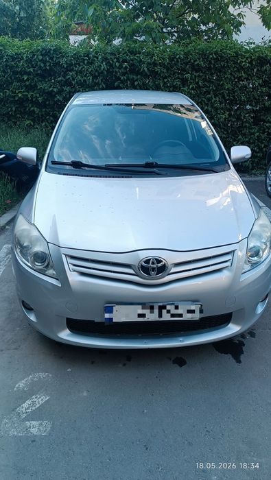 TOYOTA Auris 2012