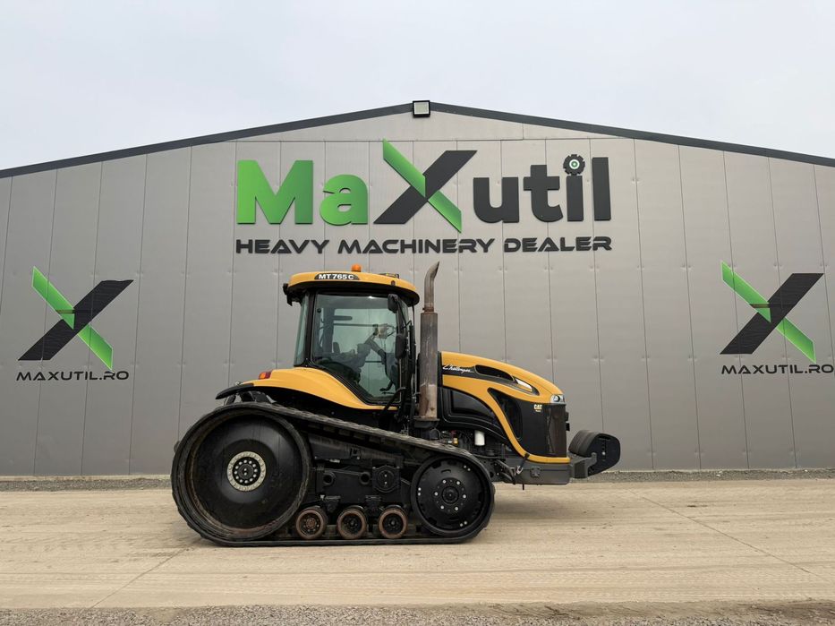 Challenger MT765C Tractor pe Senile Challenger Mt765c Tractor pe