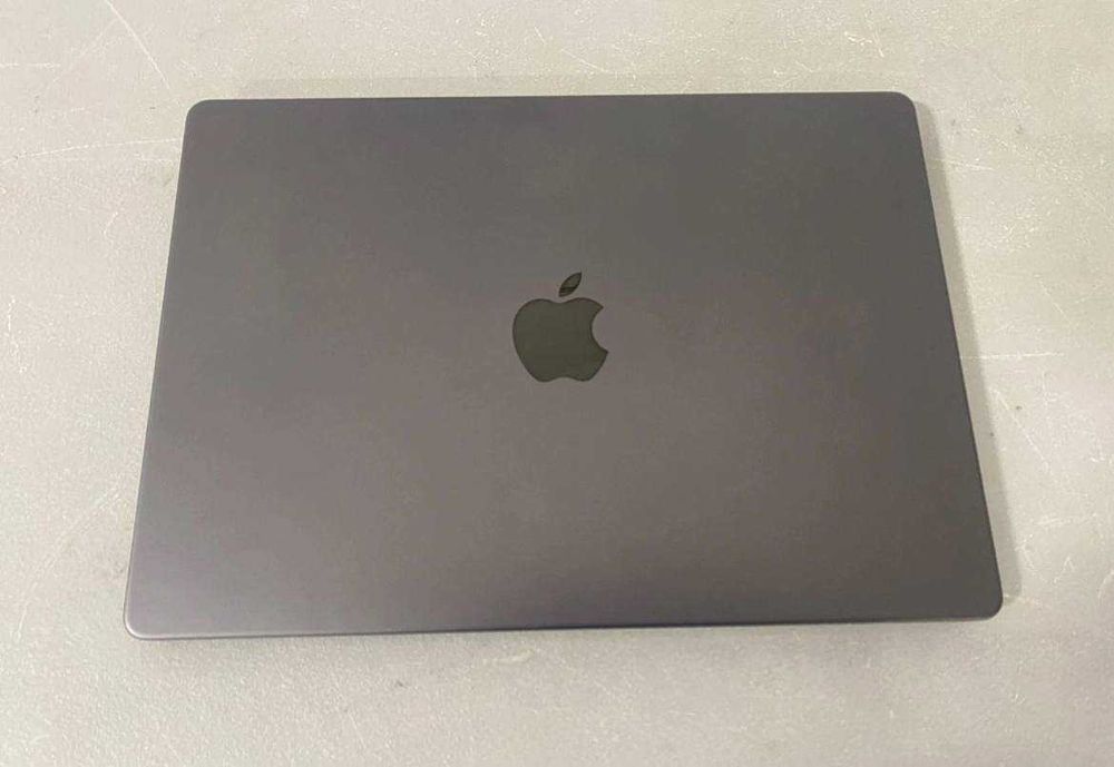 Macbook Pro m4 | 100% yomkost| Full Box