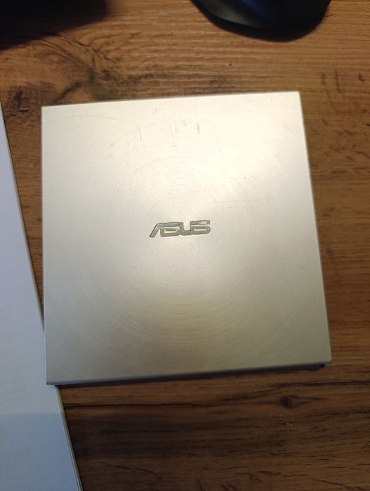 Внешний CD-ROM Asus
