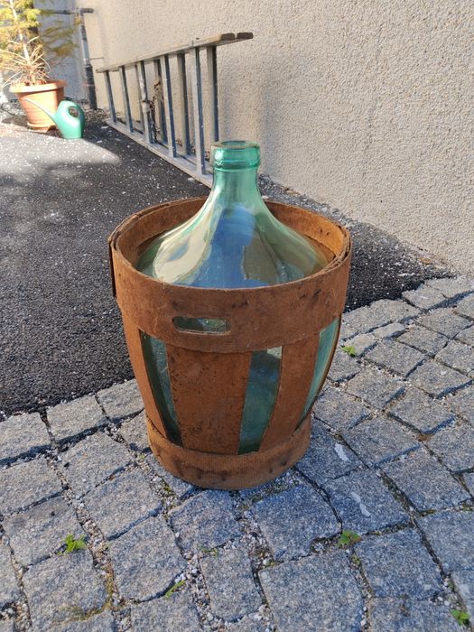 Damigeană sticlă 25 L cu suport original din lemn