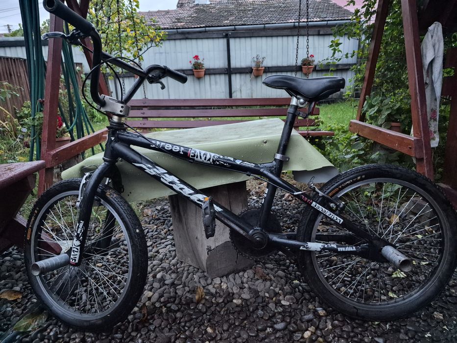 Vând biciclete,UMF Hardy 4 si BMX