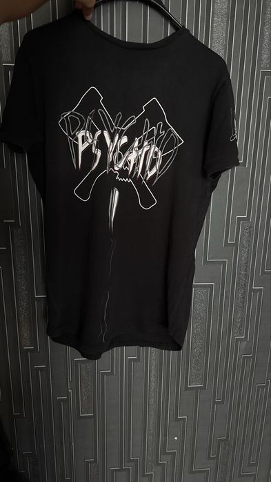 Продавам дрехи на Луда