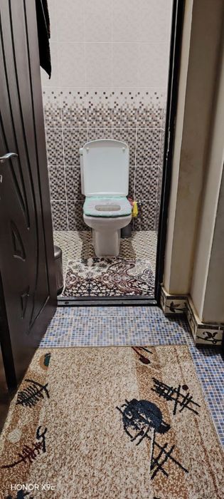 Arendaga xovli Food city bozor oldidan