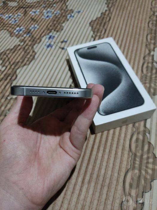 iPhone 15 Pro Max 256GB