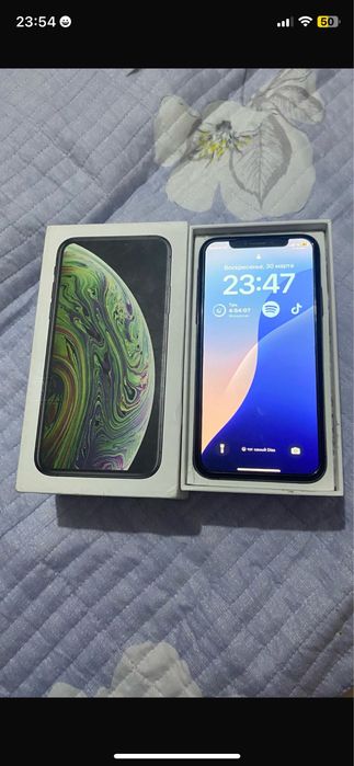 Продам айфон xs за 60000