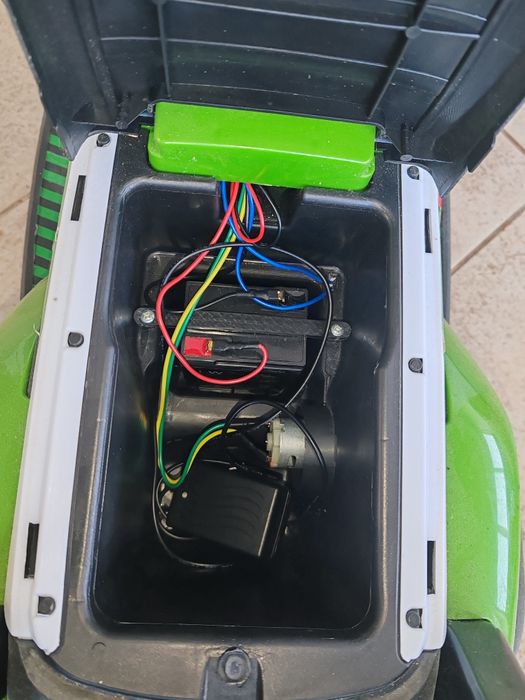 Tractoras copii 35w 6v