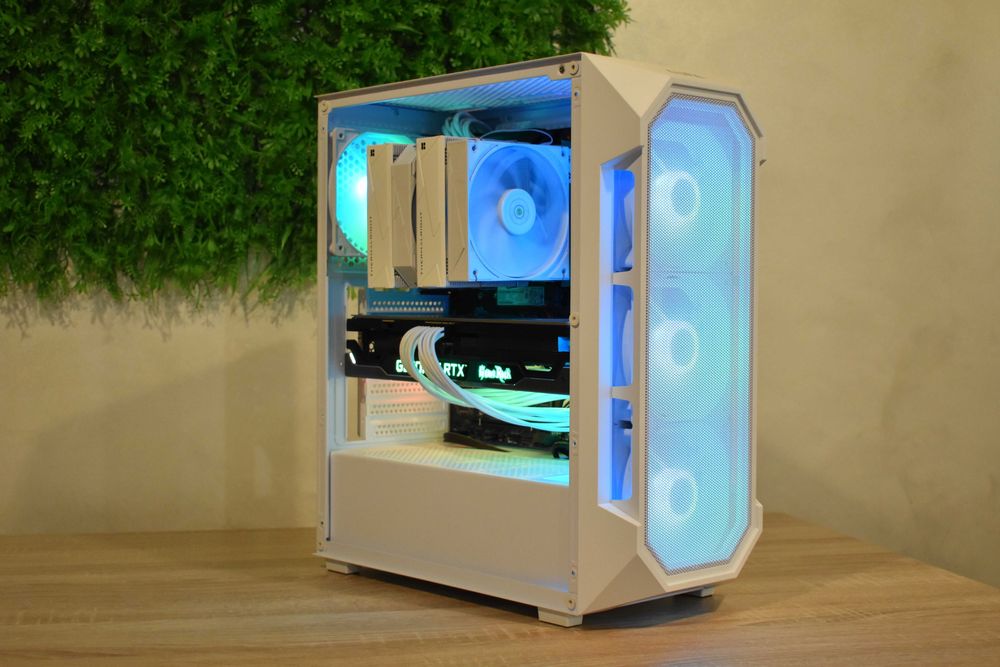 Геймърски Компютър Ryzen 7 3800XT | Rtx 3070 Super EVGA | 16GB Ram | 256GB SSD