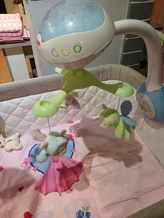 Музикална въртележка за кошара и количка Fisher Price Мечета пеперуди 3в1