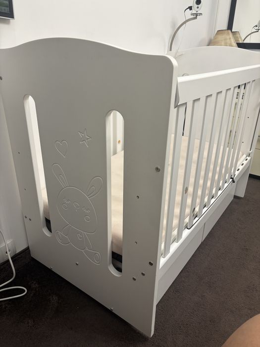 Бебешка кошара 60/120 с две чекмеджета