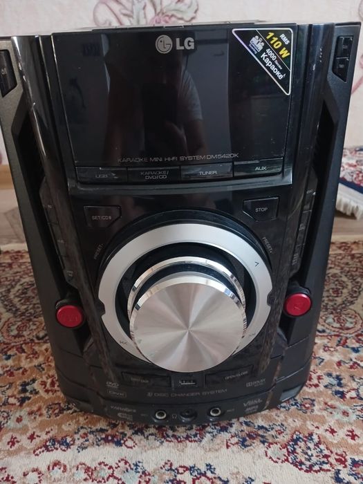 Музыкальный центр LG