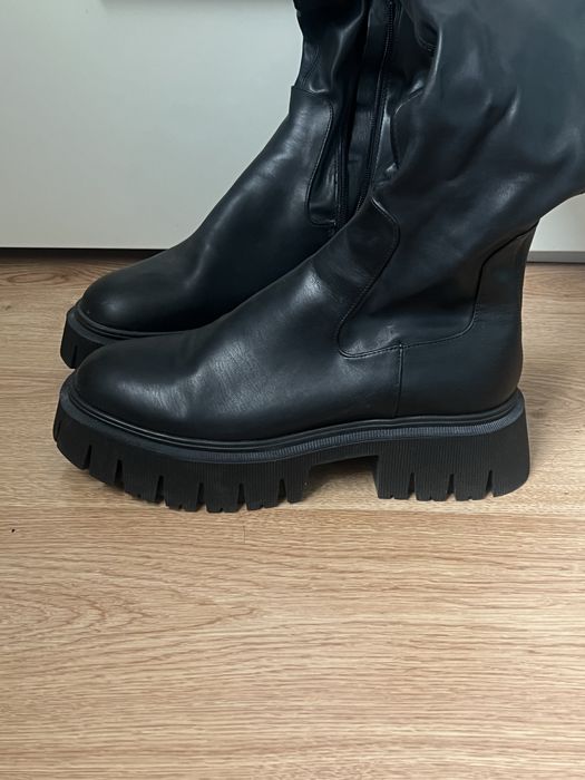 Ботфорты черные Zara