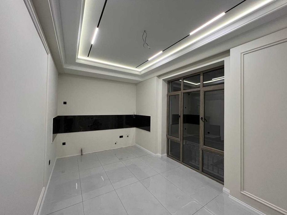 ПРОДАЕТСЯ 3 новых ЕвроДОМ 2,2 соток