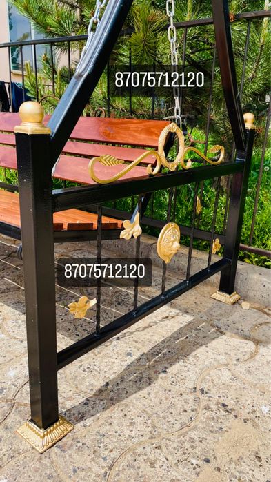 Садовые качели кованые