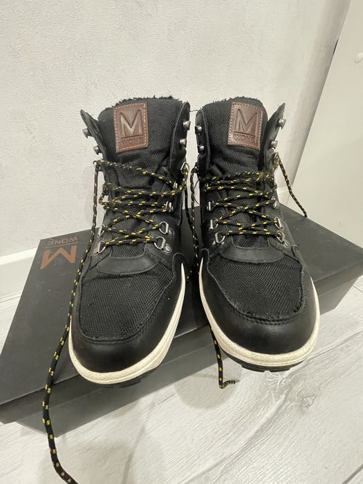 Продам мужской обувь M WONE