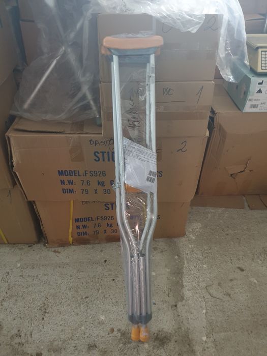 Carja cu sprijin subaxilar pt supraponderali,75 lei bucata,150 pereche