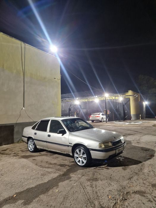 Продам машину срочно