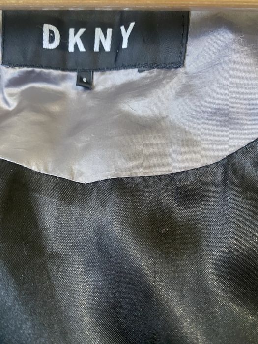 DKNY  Donna Karan яке естествен пух