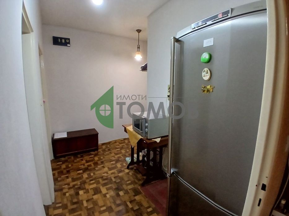 Двустаен апартамент с кухня в Три Чучура-север