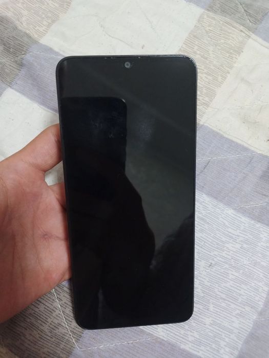 Redmi 13R 4+4/128 gb