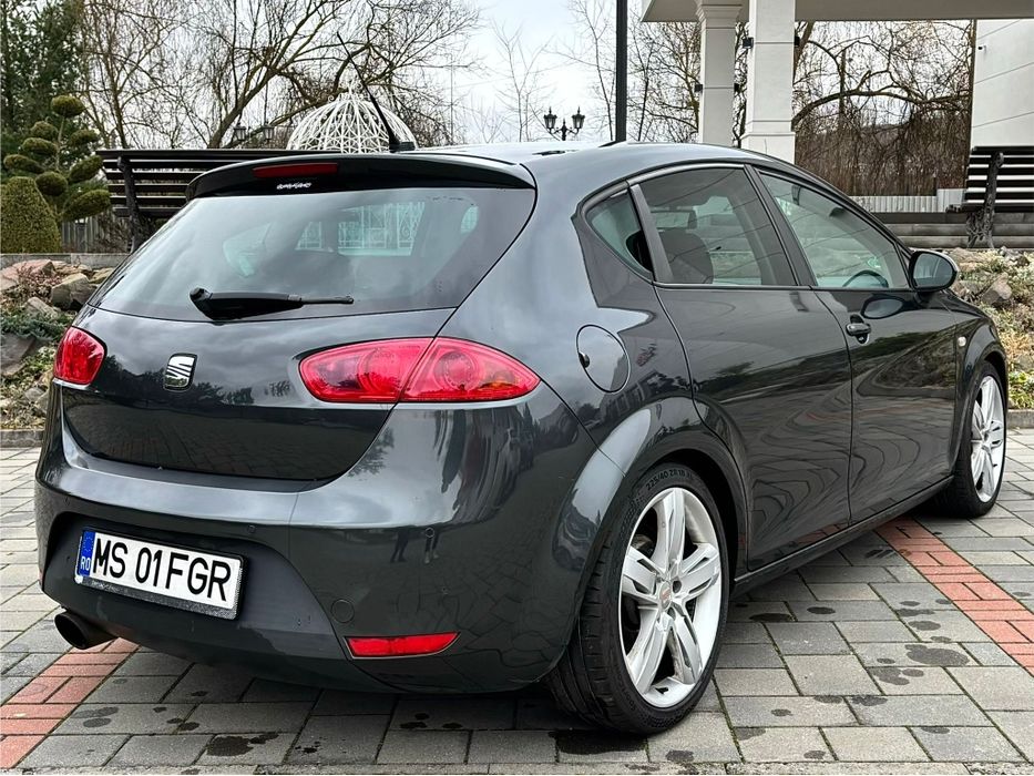 SEAT Leon 2011 — imagine 5