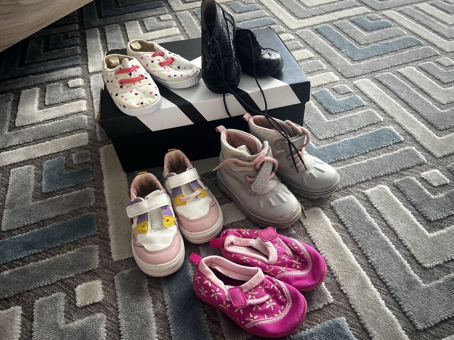 Papuci de fete 18-22