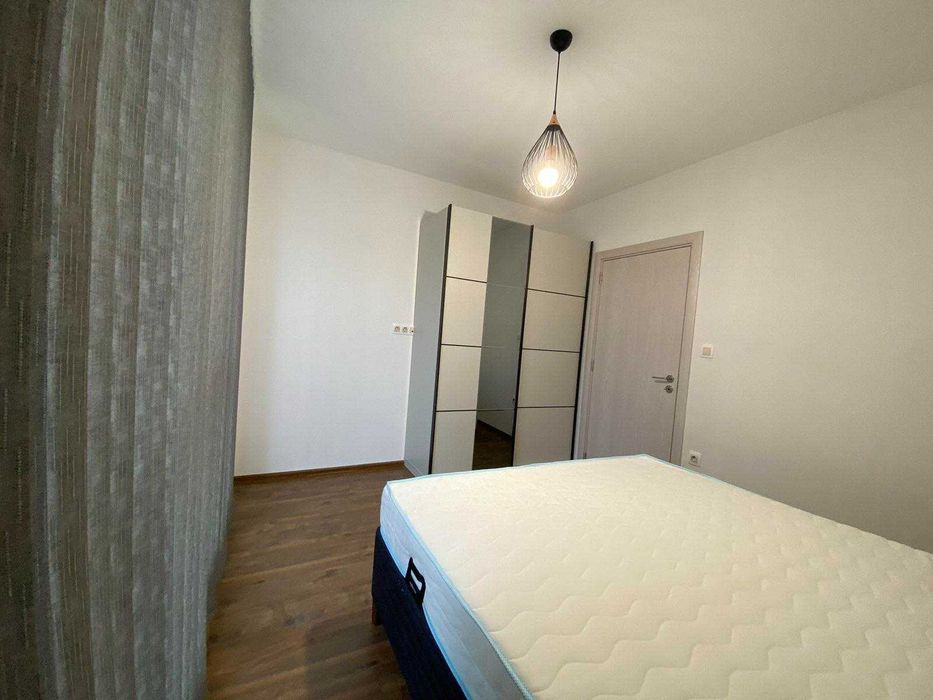 Дава се под наем Двустаен апартамент в Варна, Център - 65 кв.м за 490 € - Снимка #3